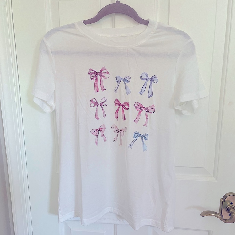 Cute Bow Graphic Tee